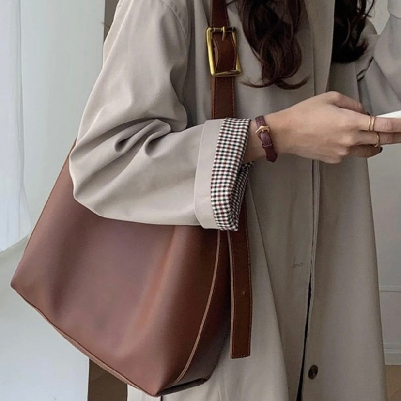 Liesel - Women's Shoulder Strap Bag - photo 13