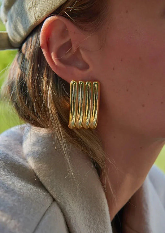 Carly - Women's Chunky Rectangular Earrings Gold-Plated Vintage Design - photo 2