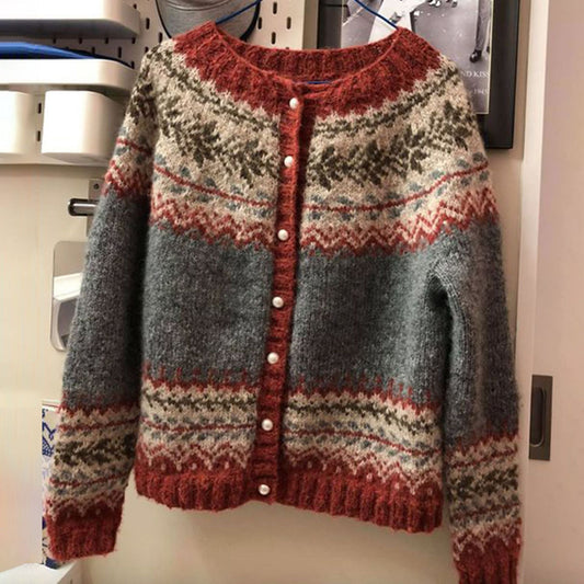 Marlowe - Women's Retro Button-Front Cardigan - photo 2