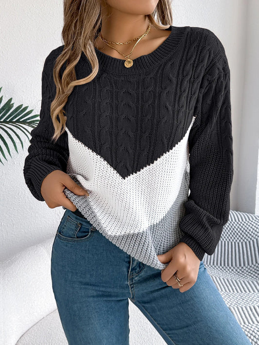 Isadora - Women's Long Cable Sweater - photo 2