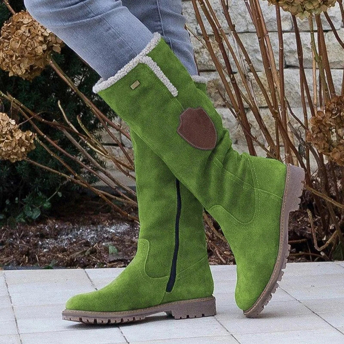 Clara - Women's Retro Winter Boots with Plush Lining - photo 4