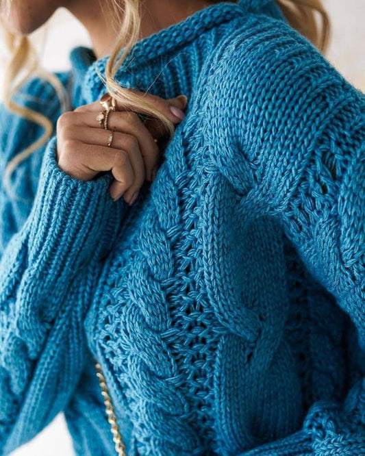 Agnes - Women's Medium Chunky Sweater - photo 2