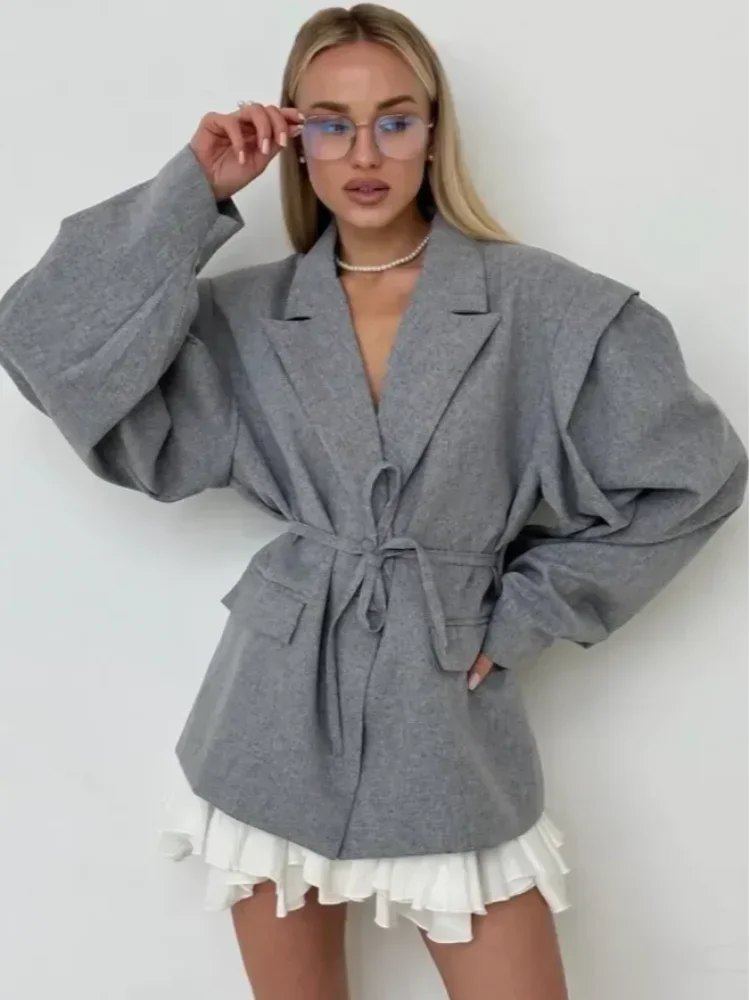 Sylvie - Women's Lace-Up Pads Blazer - photo 11