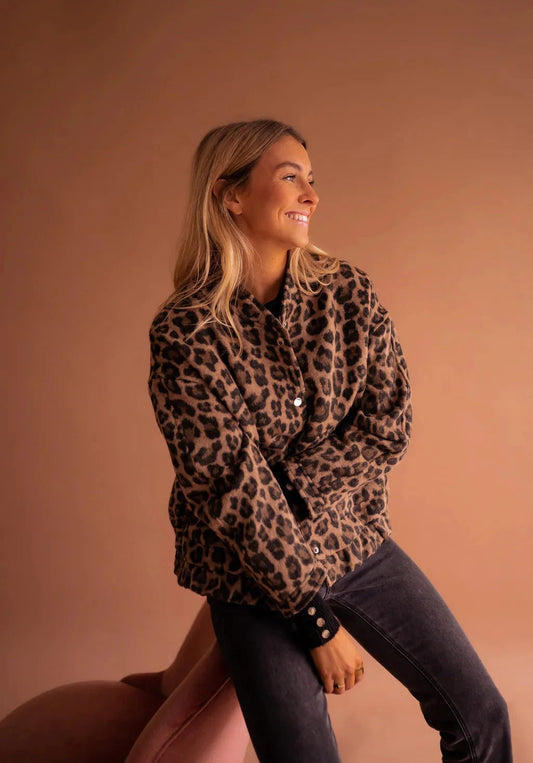 Ylva - Women's Insulated Animal Bomber Jacket - photo 2