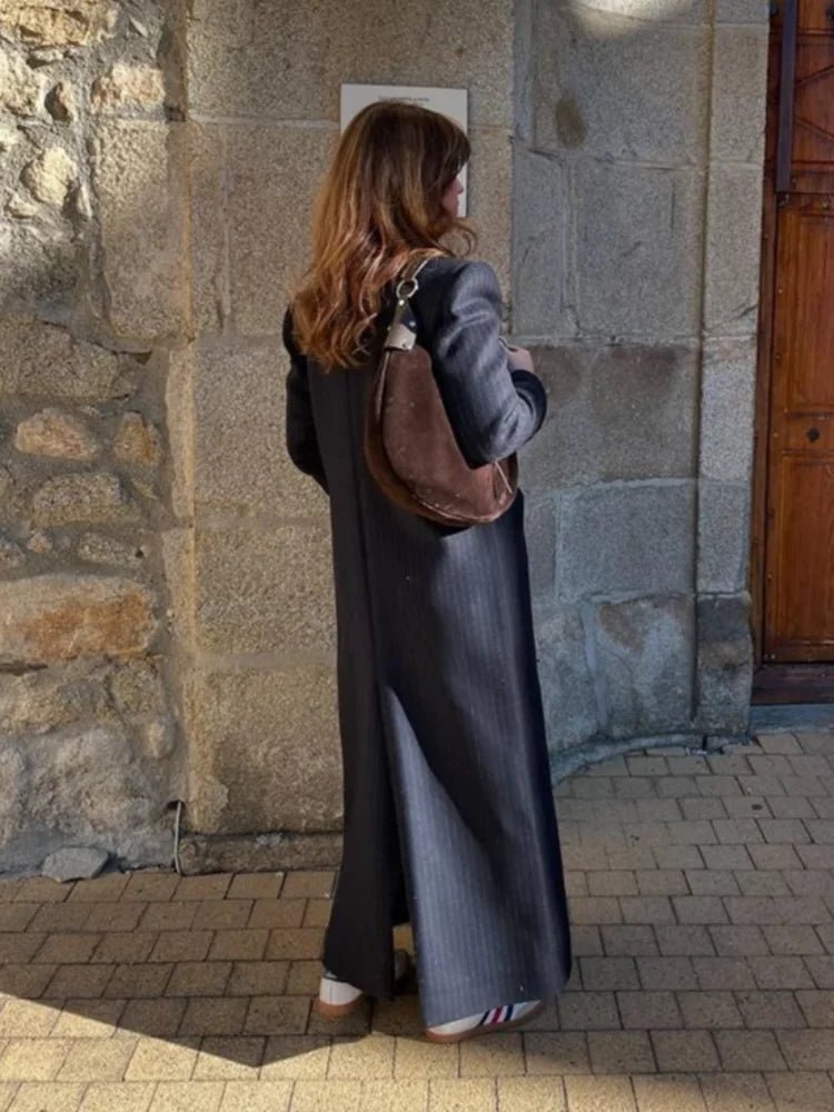 Elodie - Women's Relaxed Double-Breasted Jacket - photo 6