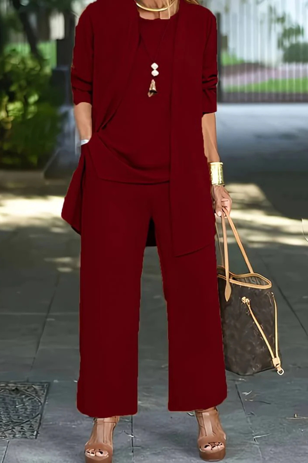 Lucienne - Women's Relaxed Occasions Set - photo 6