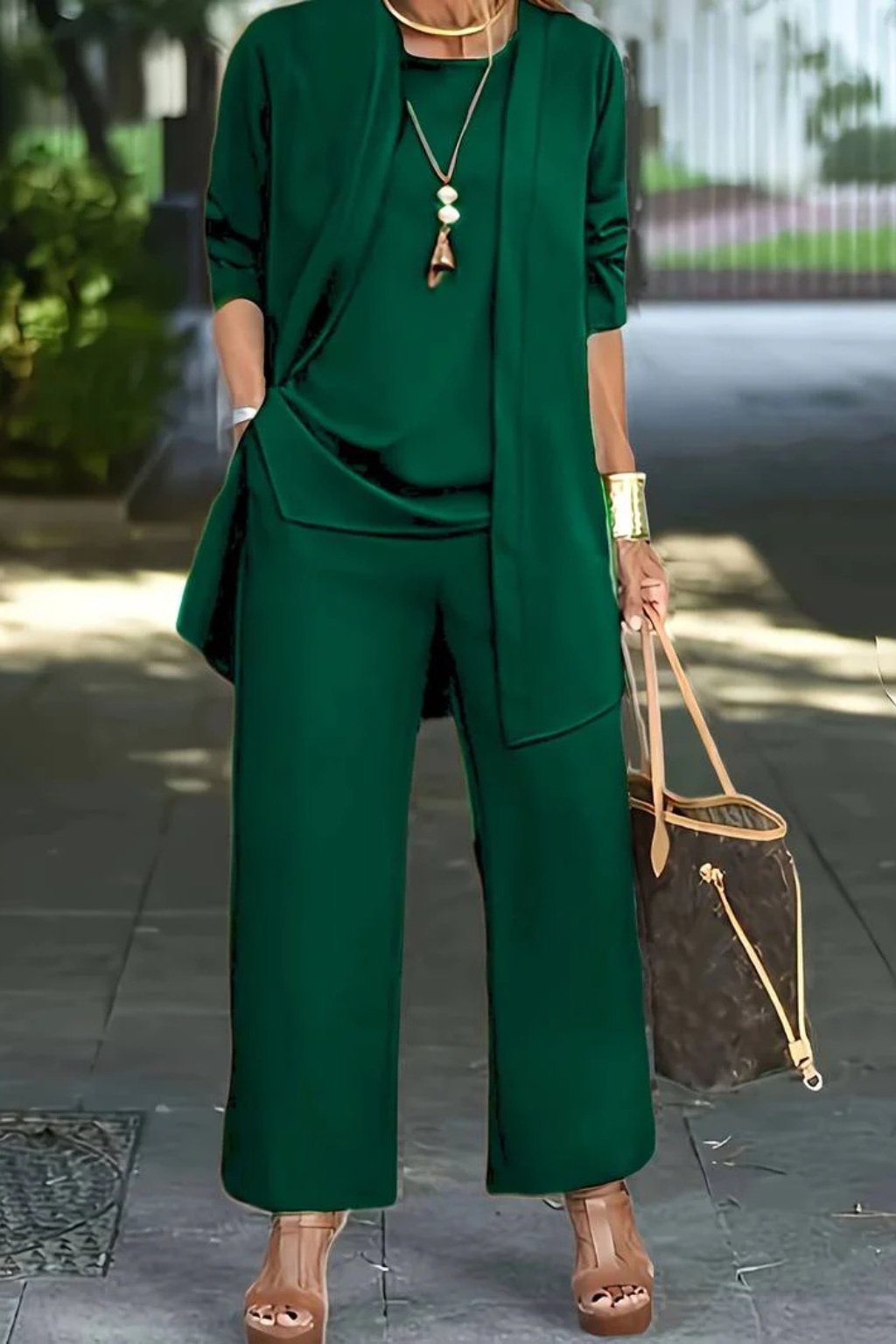 Lucienne - Women's Relaxed Occasions Set - photo 19