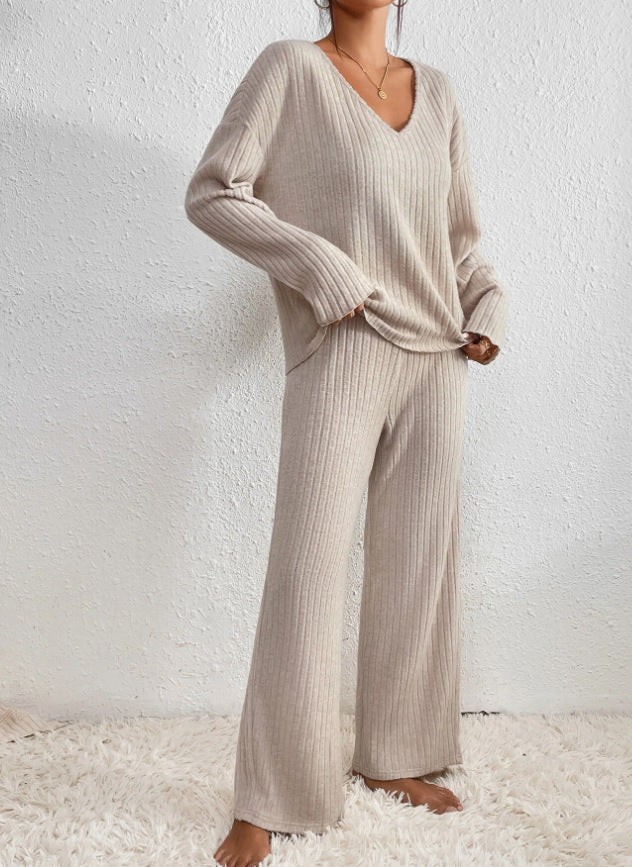 Margaux - Women's V-Neck Ribbed Set - photo 3