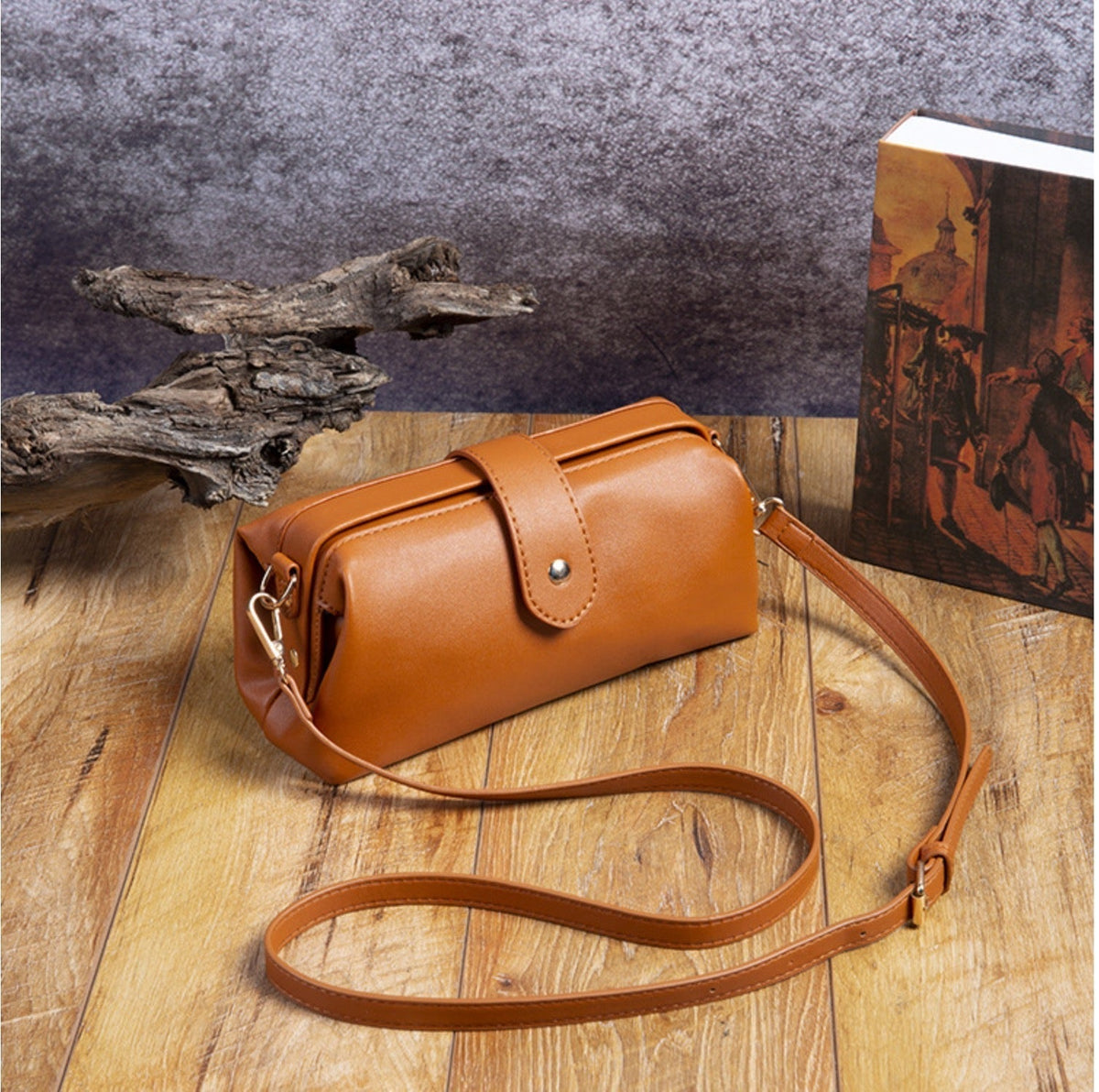 Estelle - Women's Crossbody Strap Lightweight Bag - photo 2