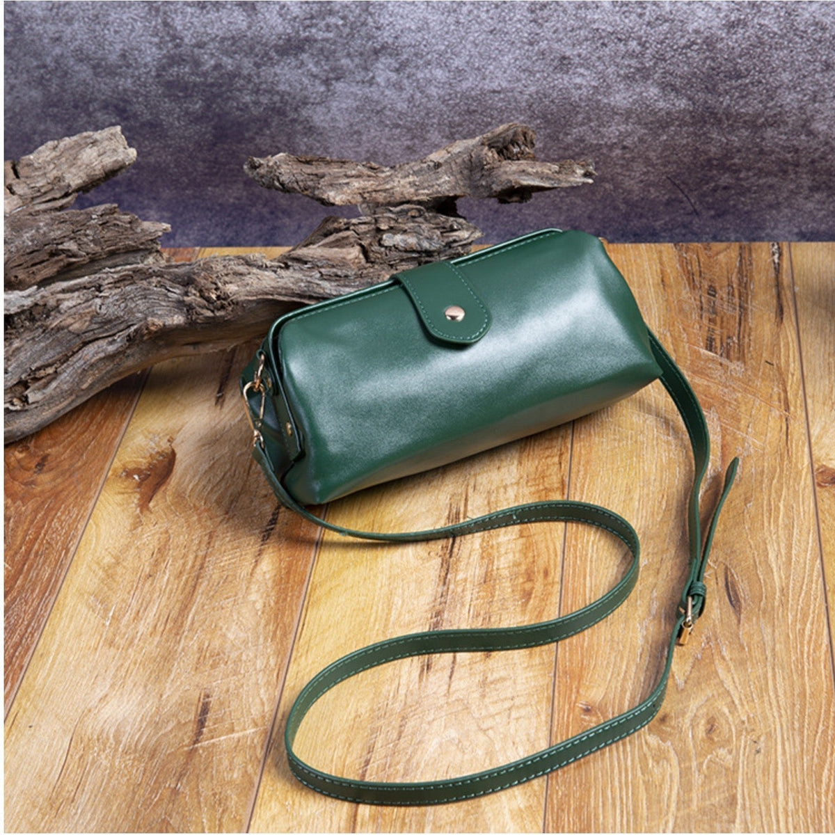 Estelle - Women's Crossbody Strap Lightweight Bag - photo 14