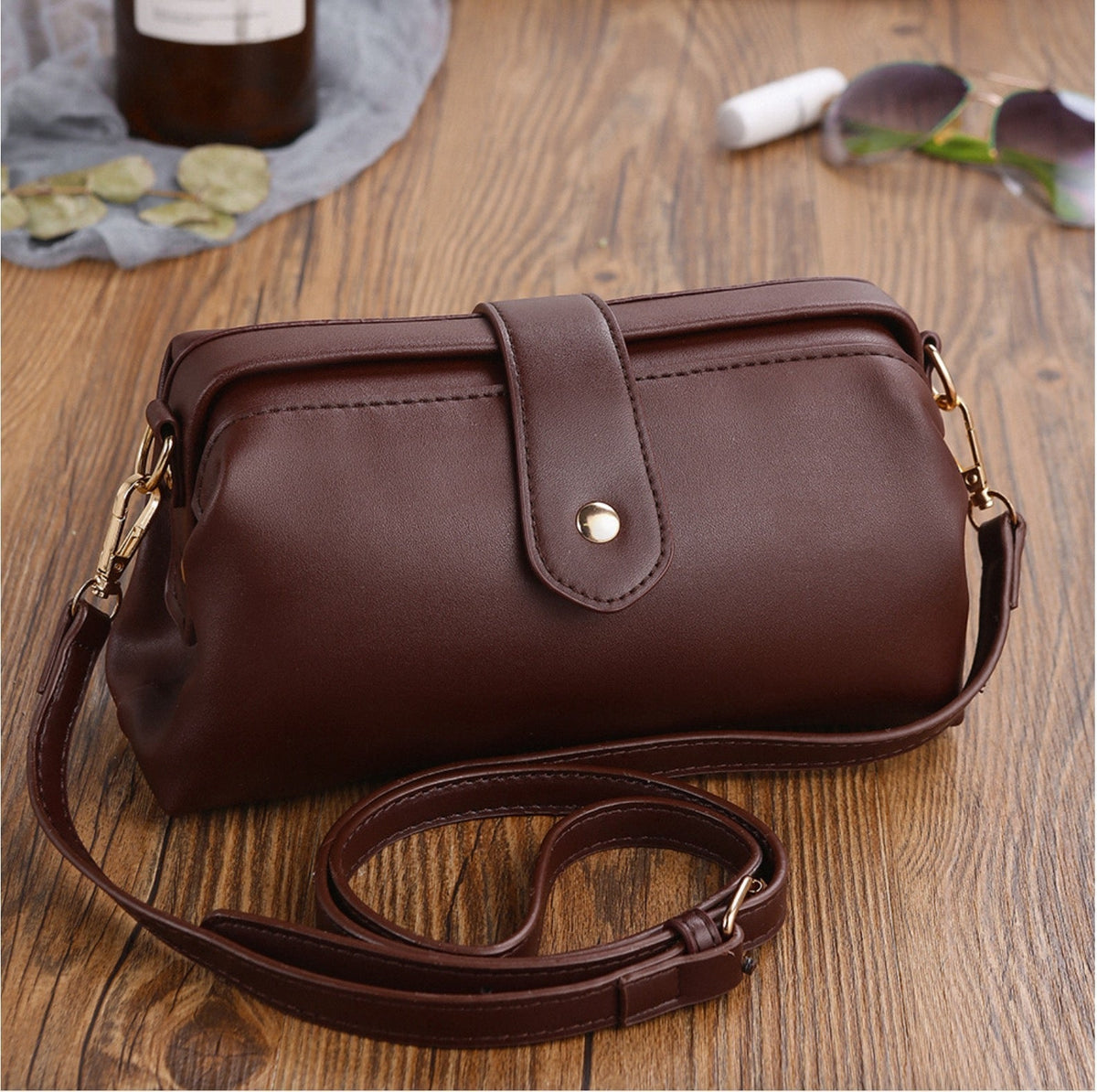 Estelle - Women's Crossbody Strap Lightweight Bag - photo 10