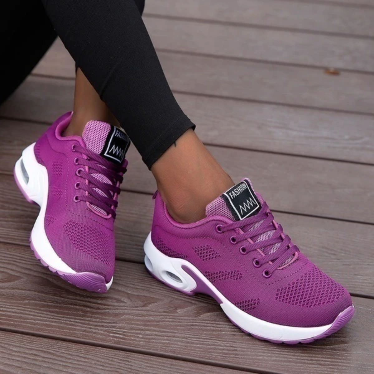 Tamsin - Women's Athletic Lace-up Shoes