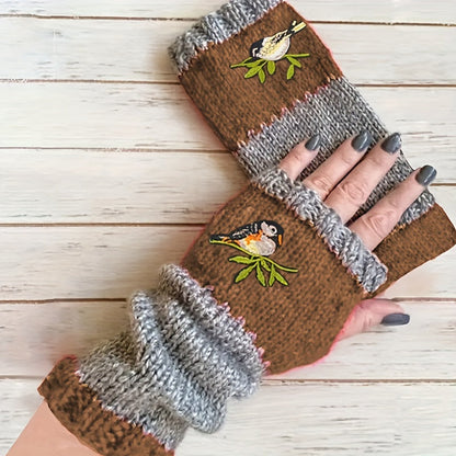Verity - Women's Wool Vintage-Inspired Gloves - photo 8