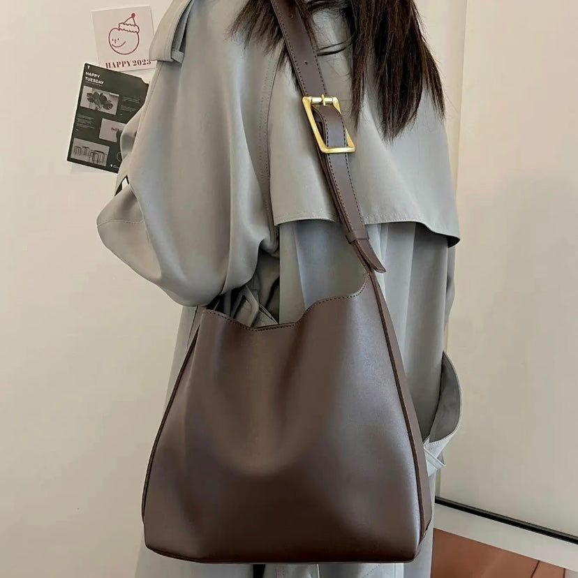 Liesel - Women's Shoulder Strap Bag - photo 10