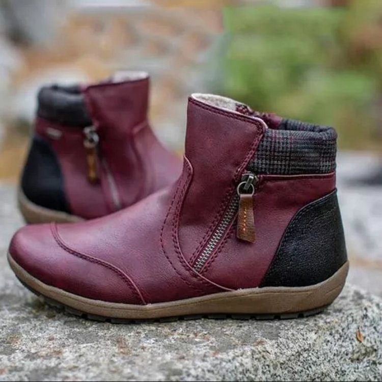 Cleo - Women's Classic Flat Boots
