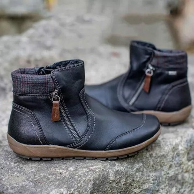 Cleo - Women's Classic Flat Boots