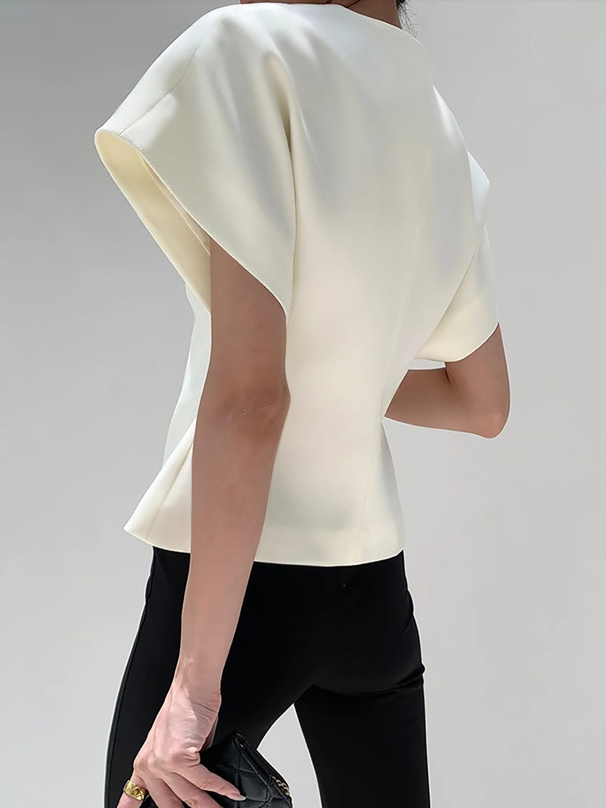 Rosalie - Women's V-neck Medium Top