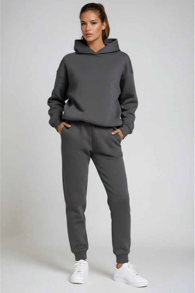 Signe - Women's Hooded Jogging Set - photo 4