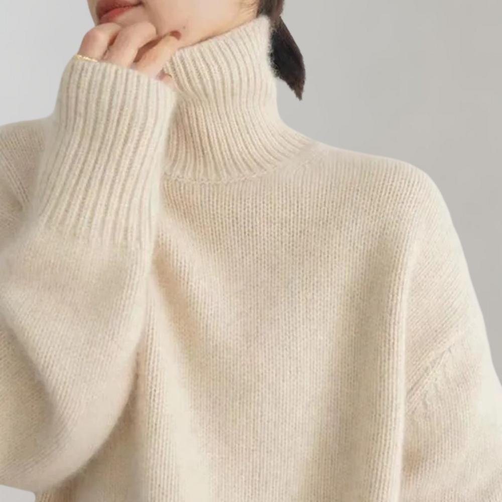 Zelda - Women's Turtleneck Medium Sweater