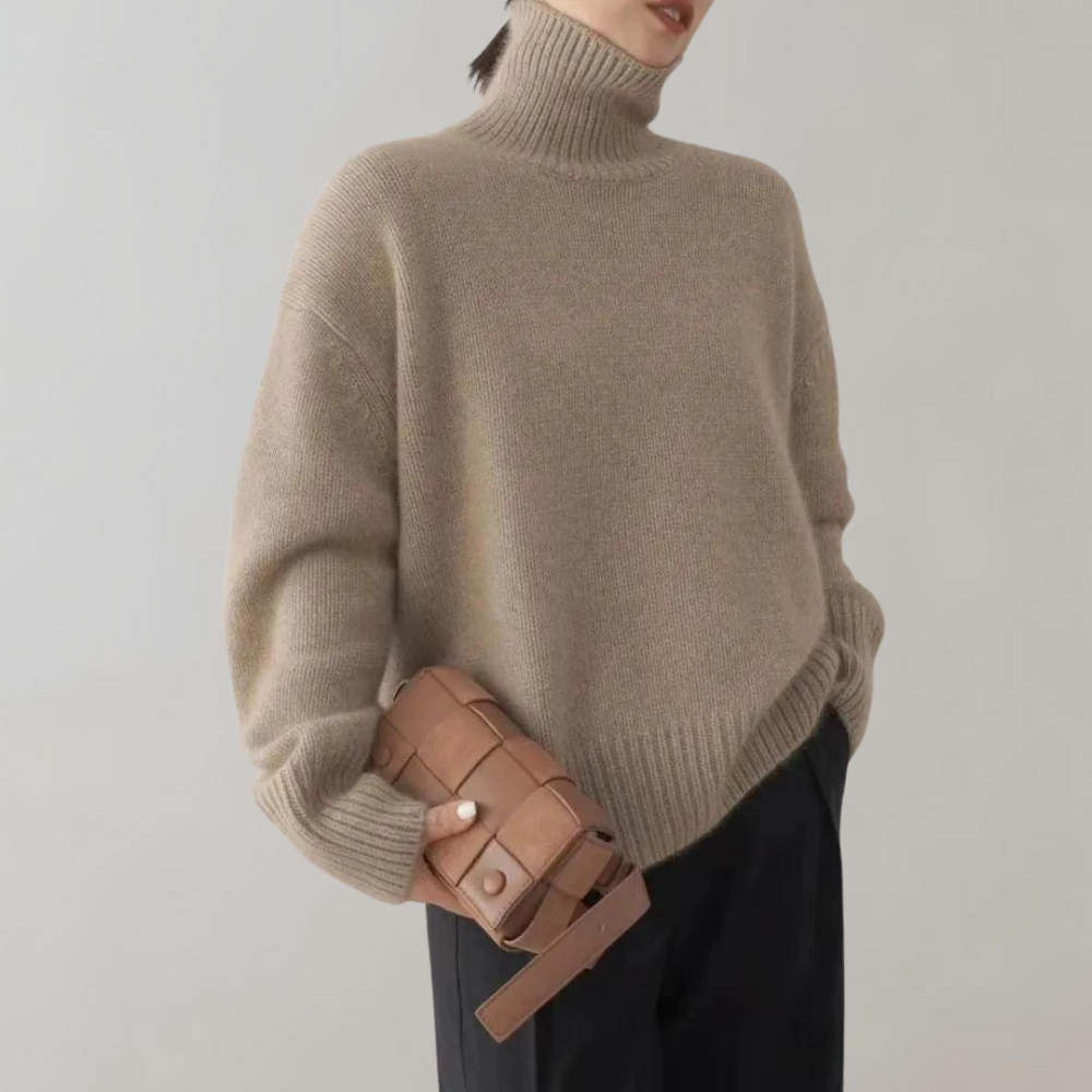 Zelda - Women's Turtleneck Medium Sweater