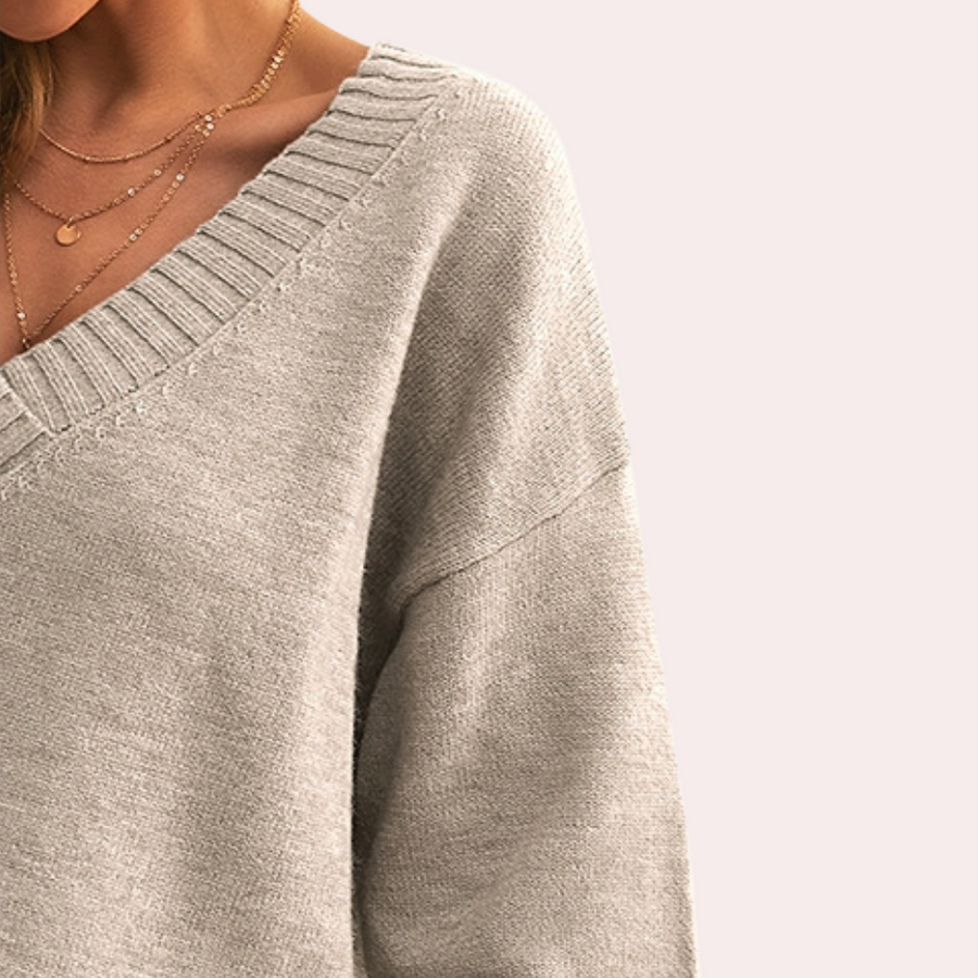 Veerle - Women's V-neck Knit Sweater