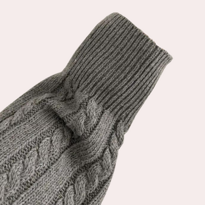Clarisse - Women's Medium Cable-Knit Sweater