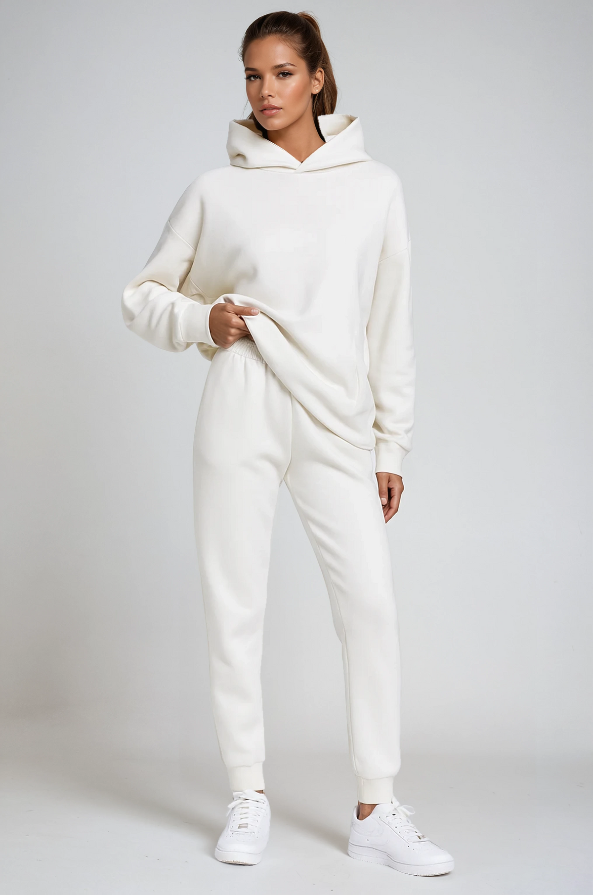 Signe - Women's Hooded Jogging Set - photo 1