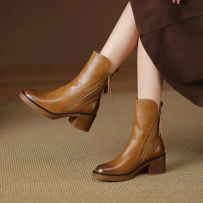 Isadora - Women's Ankle Leather Boots - photo 5