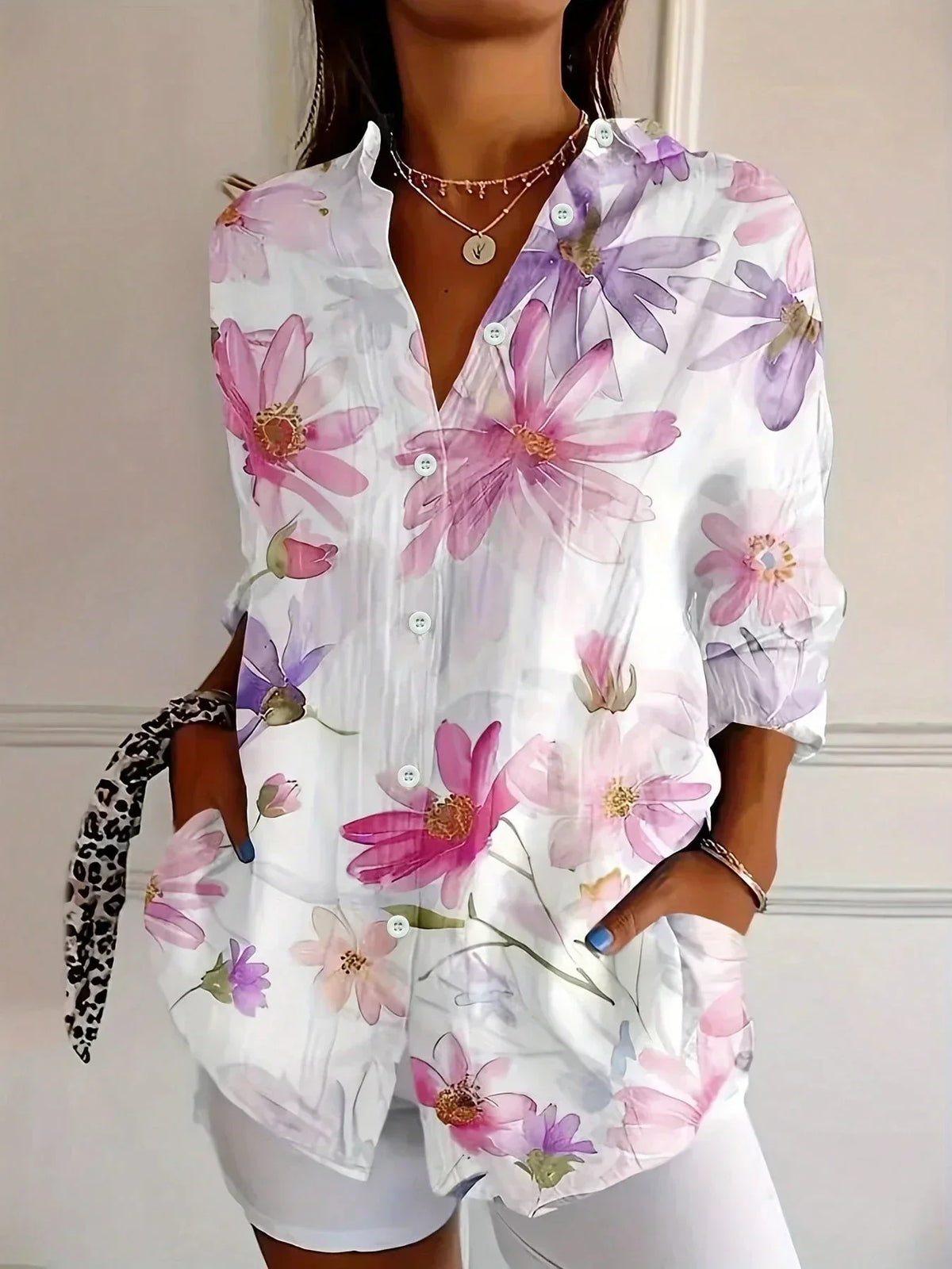 Rhiannon - Women's Long Abstract Blouse - photo 4