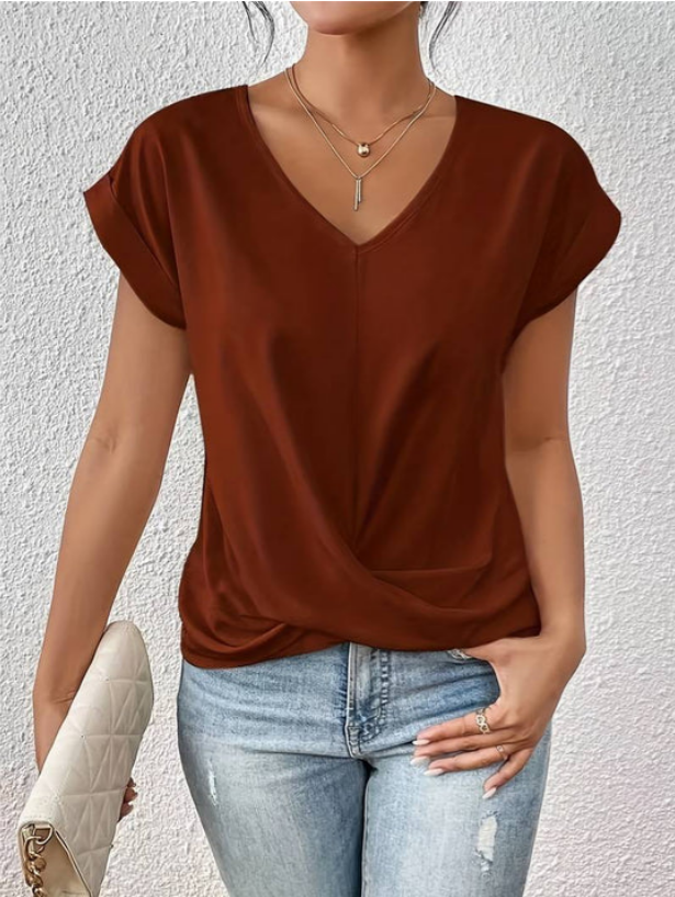Saskia - Women's V-neck Medium Top