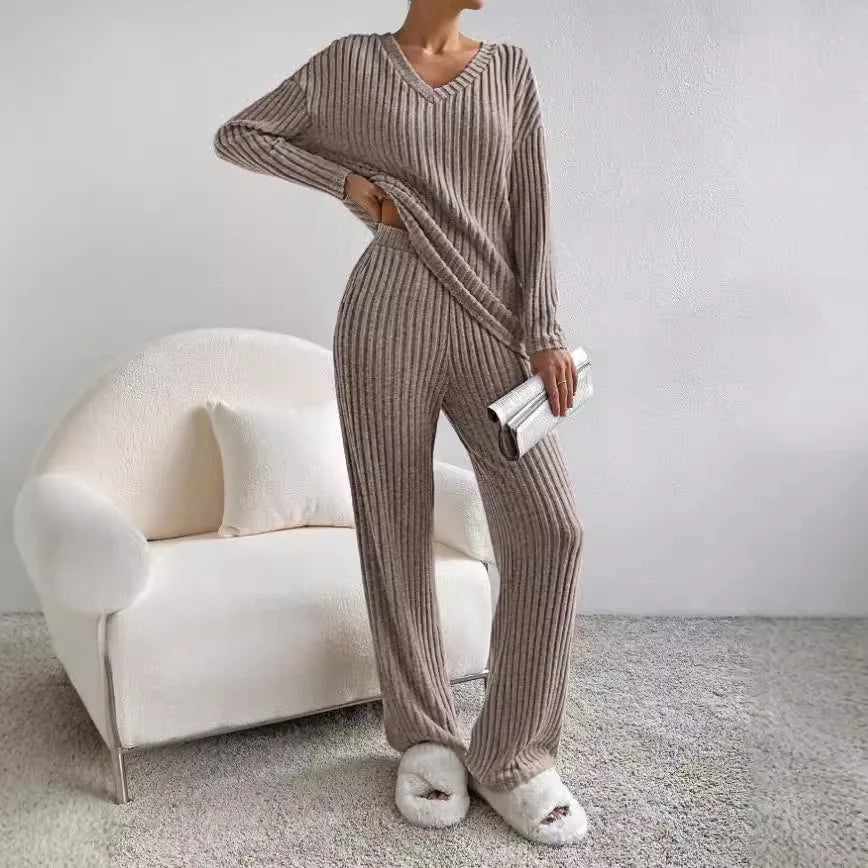 Margaux - Women's V-Neck Ribbed Set - photo 6