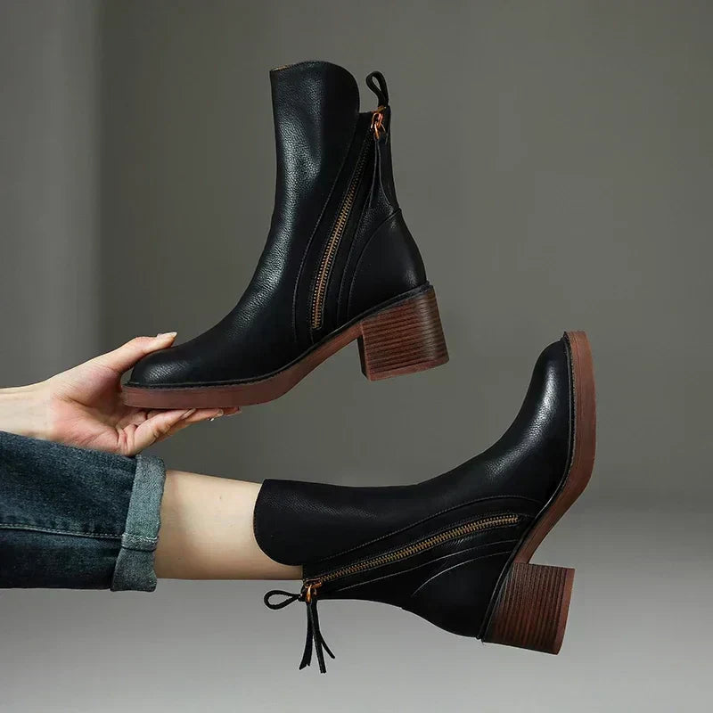 Isadora - Women's Ankle Leather Boots - photo 2