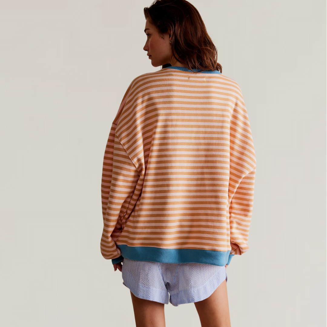 Gwendolen - Women's Medium Oversized Sweater - photo 6