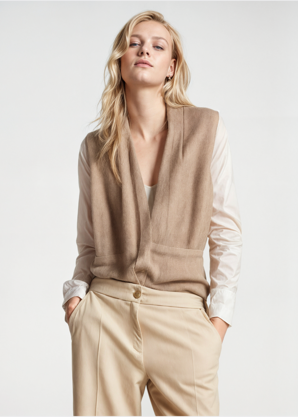 Vivienne - Women's Cashmere Vest - photo 3