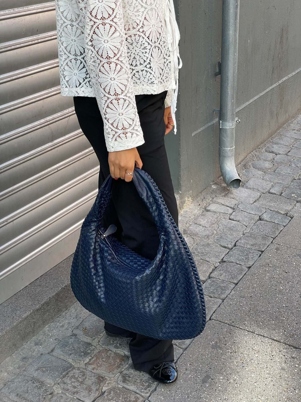 Martha - Women's Woven Shoulder Bag XL - photo 22