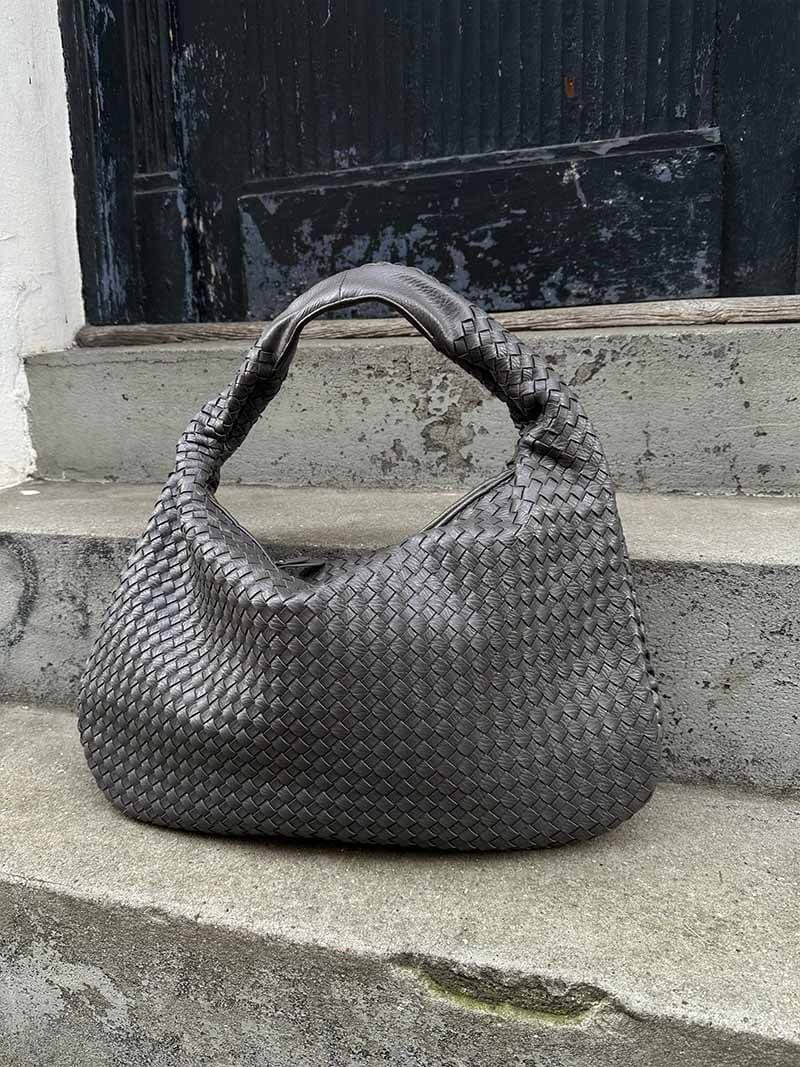 Martha - Women's Woven Shoulder Bag XL - photo 26