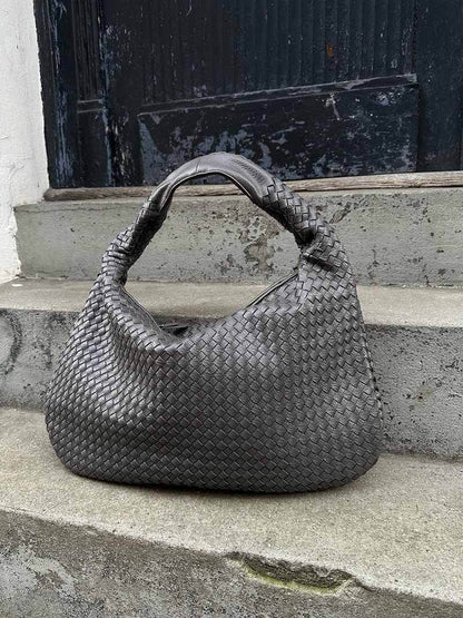 Martha - Women's Woven Shoulder Bag XL - photo 26
