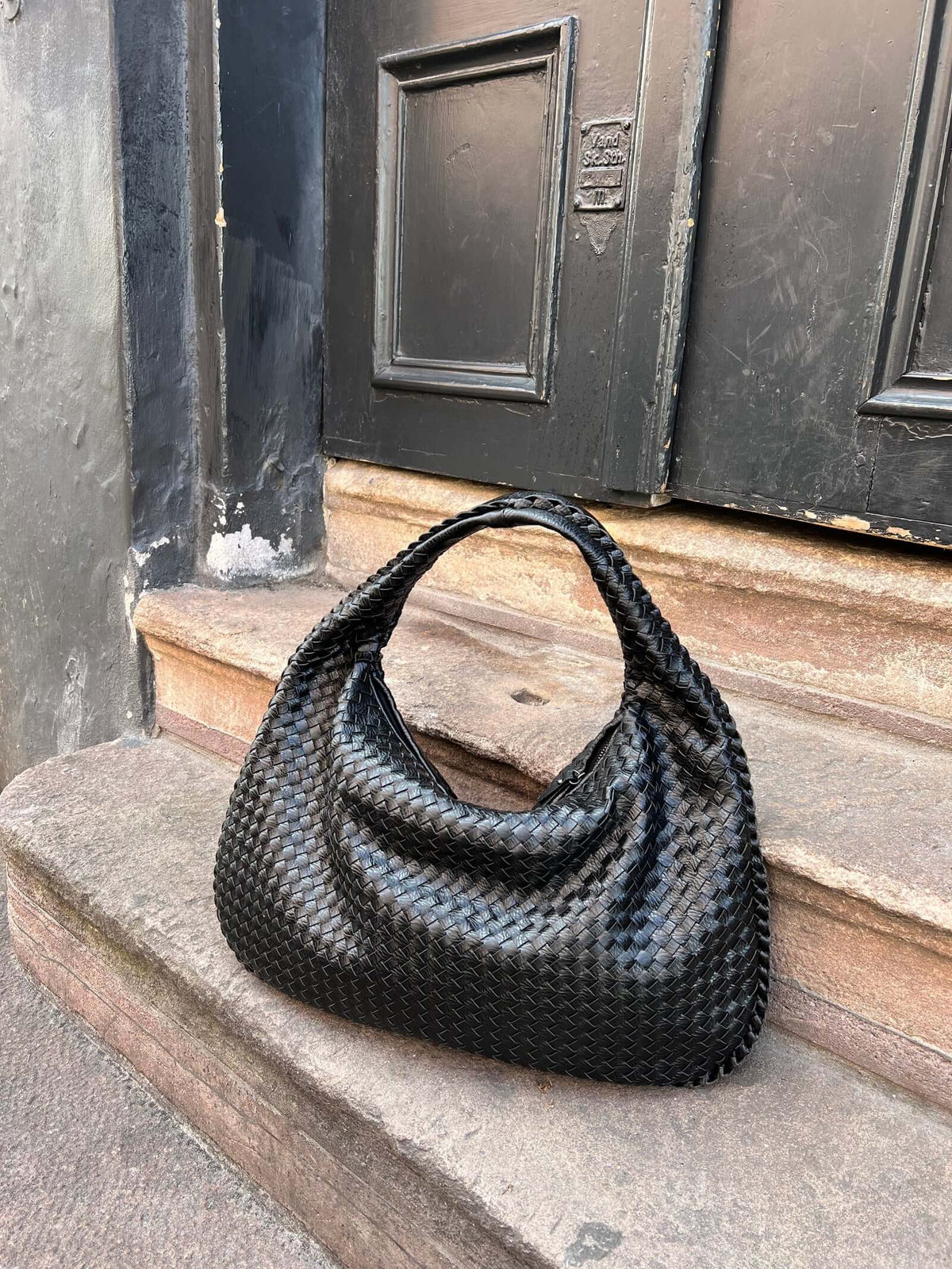 Martha - Women's Woven Shoulder Bag XL - photo 3