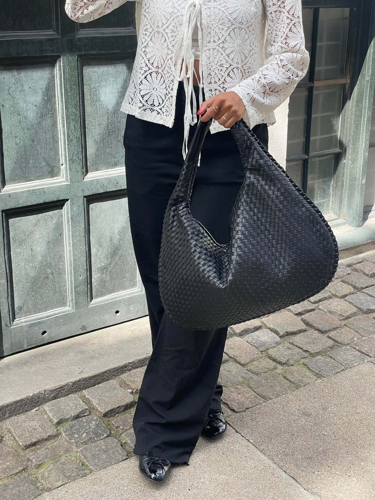 Martha - Women's Woven Shoulder Bag XL - photo 7