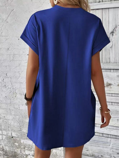Aspen - Women's Loose Fit Pocket Dress with Round Neck and Short Sleeves - photo 25