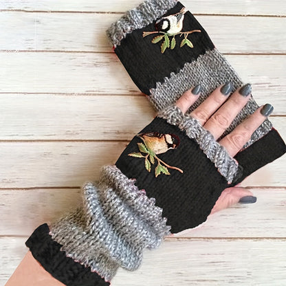 Verity - Women's Wool Vintage-Inspired Gloves - photo 3