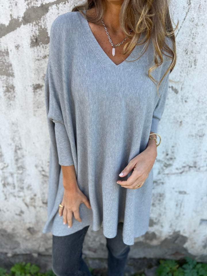 Delphine - Women's Oversized V-Neck Sweater - photo 3
