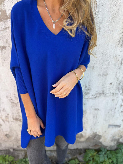 Delphine - Women's Oversized V-Neck Sweater - photo 4