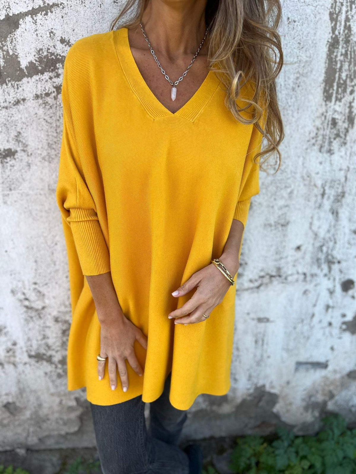 Delphine - Women's Oversized V-Neck Sweater - photo 7