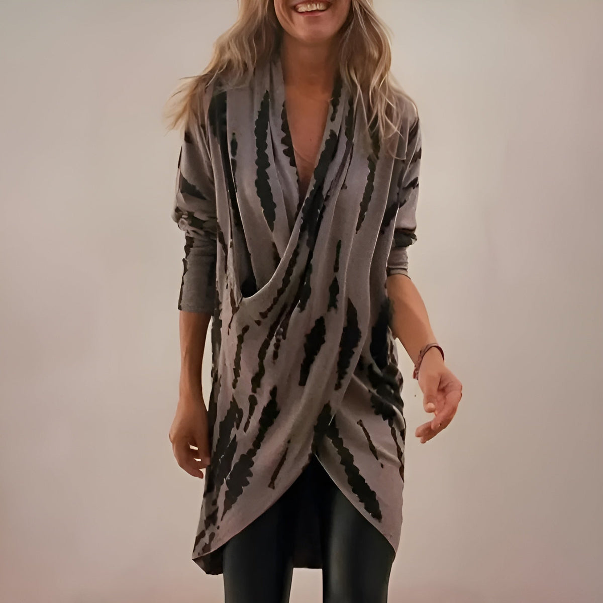 Ondine - Women's V-neck Medium Top - photo 1