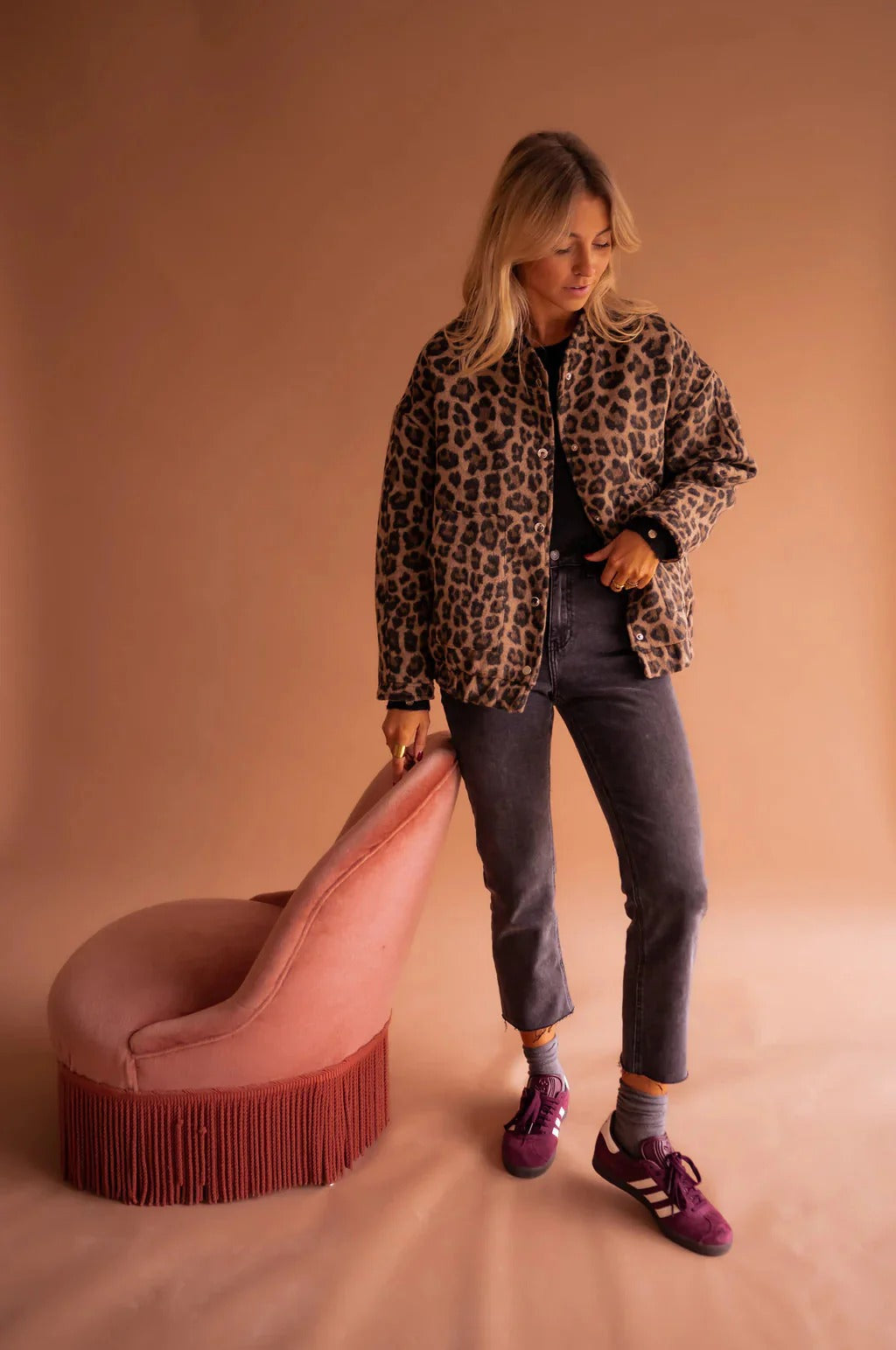 Ylva - Women's Insulated Animal Bomber Jacket - photo 3