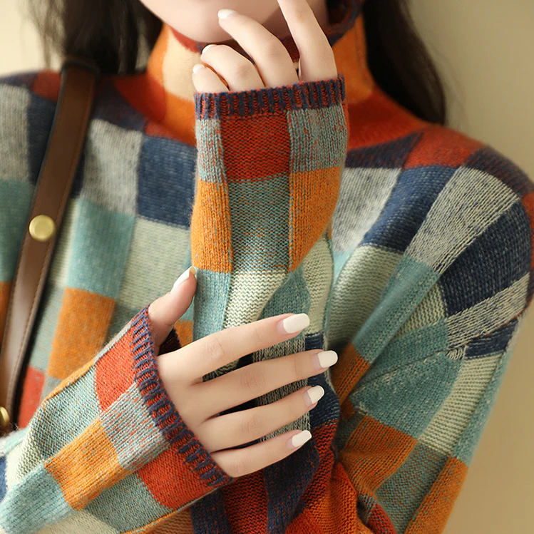 Kirsten - Women's Patchwork Knit Sweater - photo 6