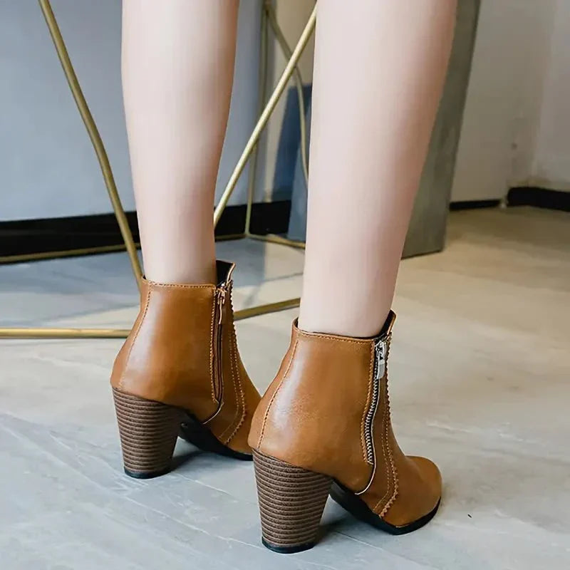 Clarisse - Women's Ankle Scalloped Shoes - photo 4
