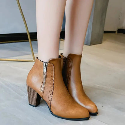 Clarisse - Women's Ankle Scalloped Shoes - photo 5
