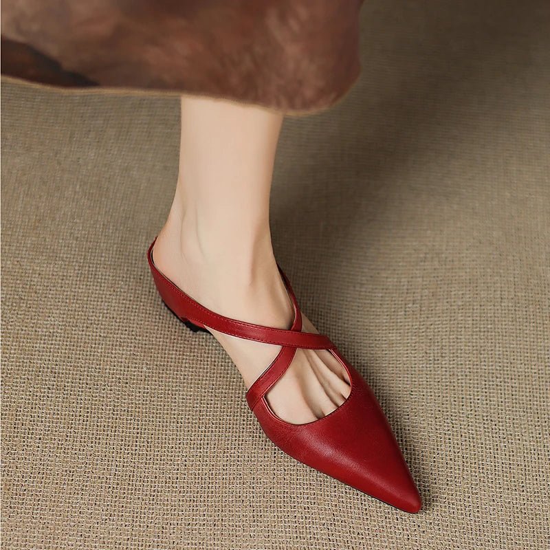 Nola - Women's Pointed Leather Shoes - photo 3